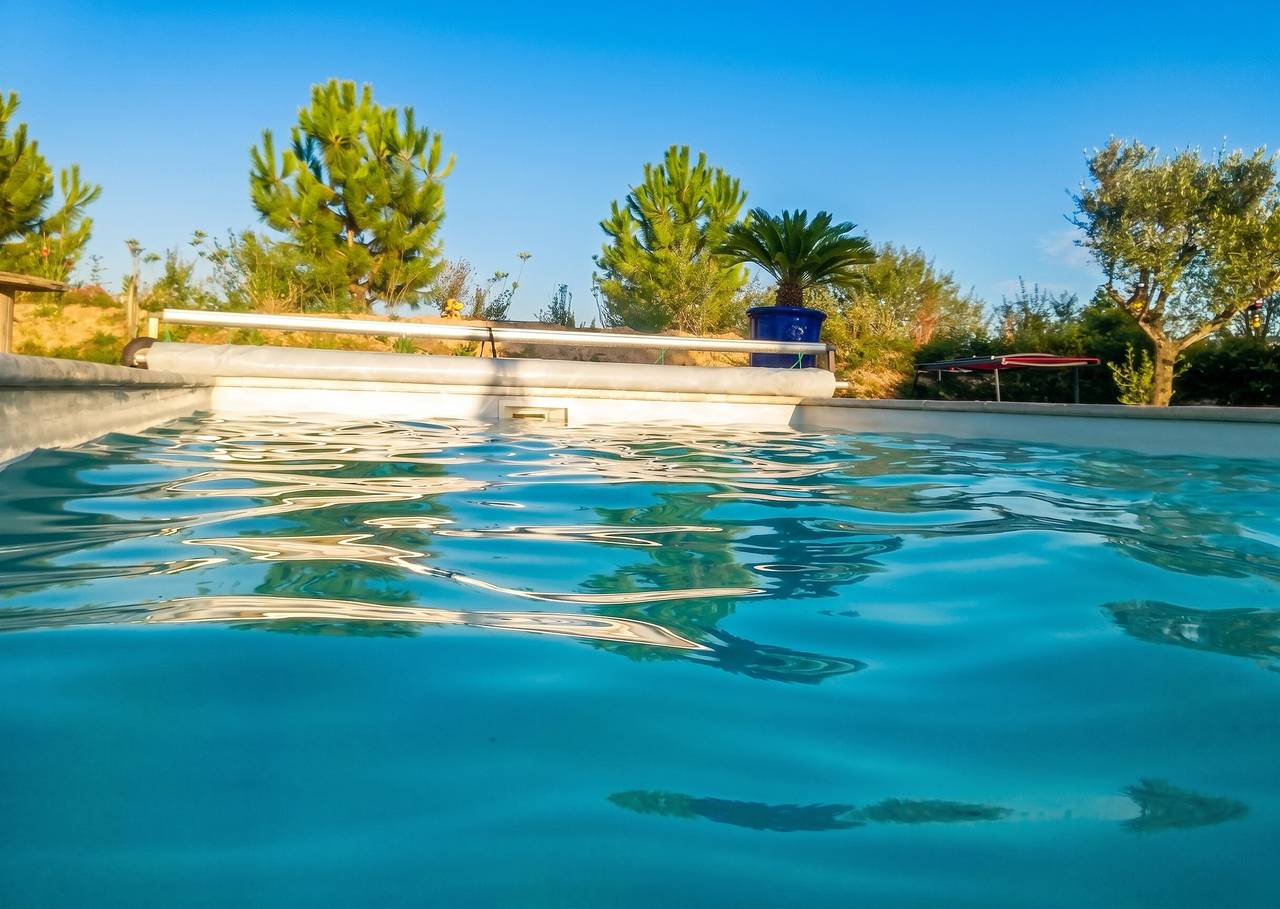 Ganzes Studio, Charmantes Studio mit Gemeinschaftspool in Cabrières-d'Avignon in Cabrières-d'Avignon, Regionaler Naturpark Luberon