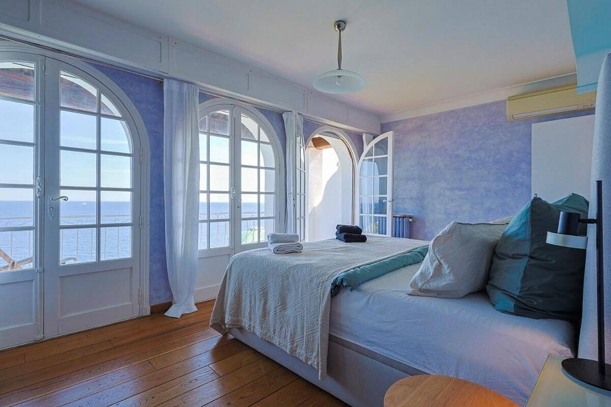 Villa avec vue panoramique et piscine à Saint-Raphael in Saint-Raphaël, Massif de l'Esterel