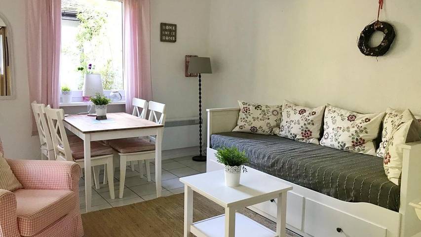 Bungalow für 4 Personen, mit Ausblick und Garten in Glowe