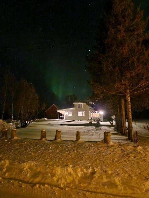 Ferienhaus für 6 Personen, mit Terrasse und Ausblick in Lyngen - 2