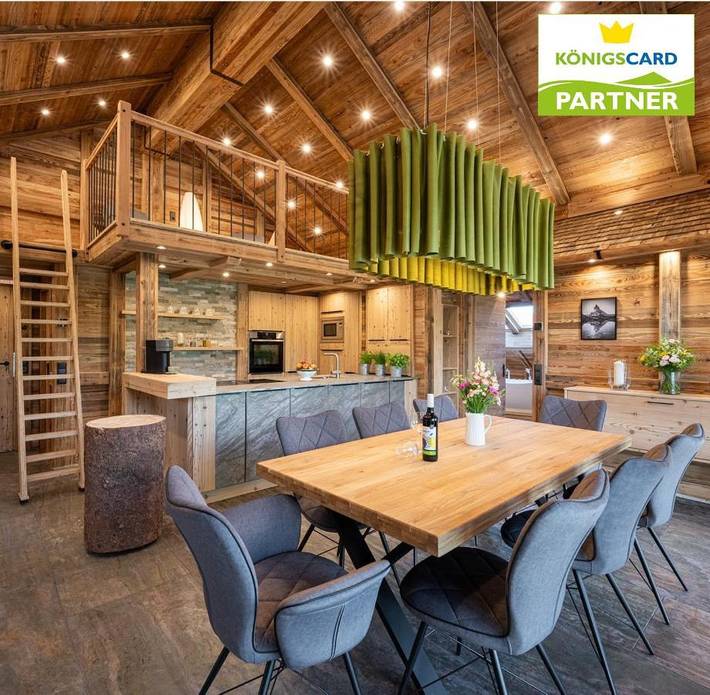 Vakantiewoning voor 7 personen, with sauna and balkon as well as tuin and whirlpool in Oy-Mittelberg