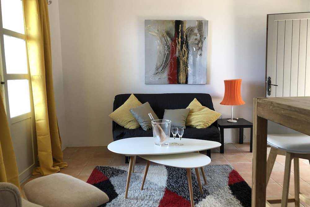 Ganze Wohnung, Le Lotie Apartment T2-35m2 Sea view Balcony Terrace Air conditioned in Hyeres, Parc national Port-Cros