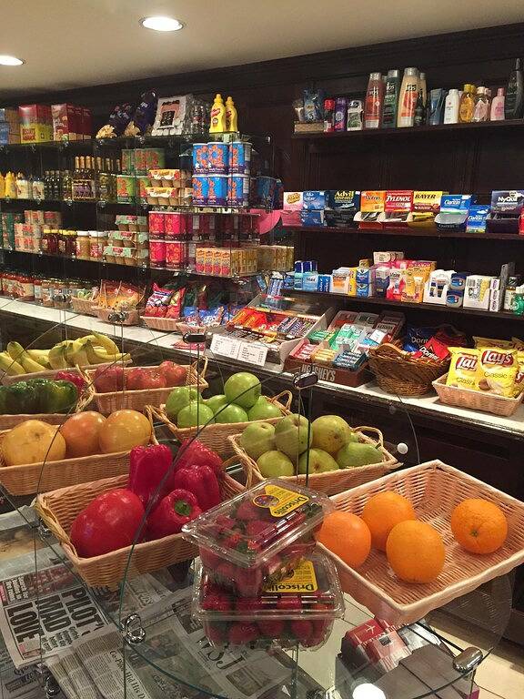 Ganze Wohnung, Direkt am Meer gelegene Immobilie in Miami Beach, Florida