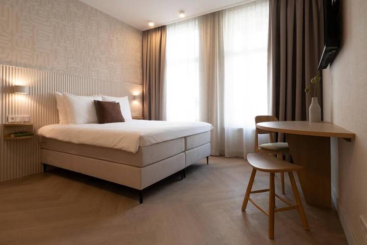 Hotel voor 6 personen, met Balkon en Tuin in Scheveningen