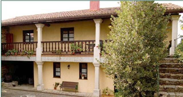 Casa rural para 7 personas, con Balcón y Terraza además de Jardín y Vistas en Terra de Melide - 2