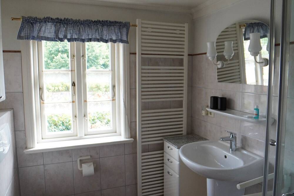 Ganze Wohnung, Ferienwohnung/App. für 4 Gäste mit 50m² in Oevenum (47279) in Oevenum, Föhr