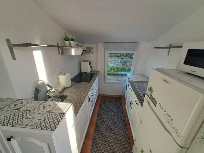 Casa de vacaciones para 4 personas, con vistas además de jardín y piscina - 1