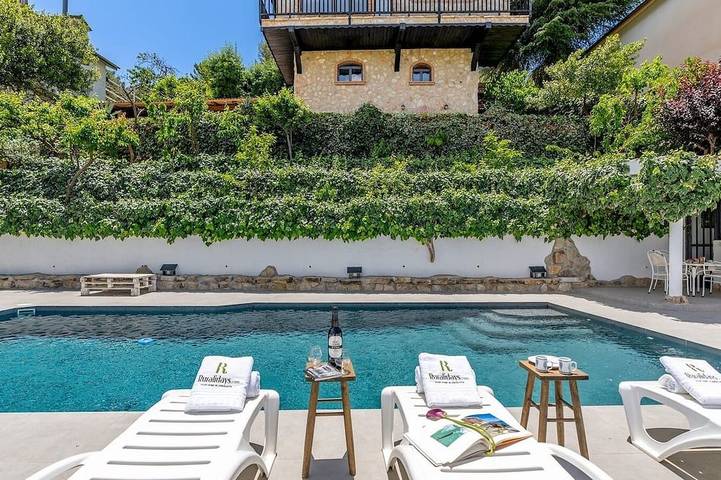 Villa pour 8 personnes, avec jardin - 1