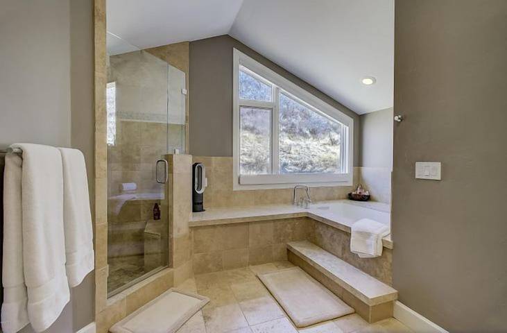 Vacation rental for 12 people, with balcony and hot tub in Deer Valley