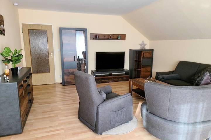 Ferienwohnung für 4 Personen, mit Balkon in Gütersloh