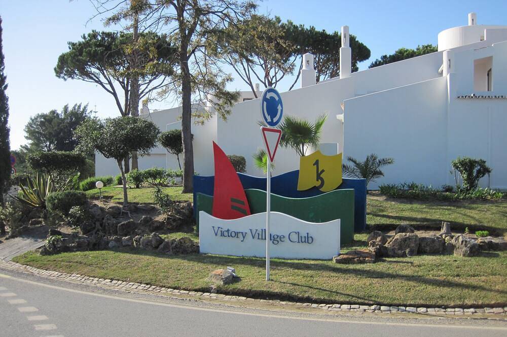 Apartment for 4 People in Quinta do Lago, Almancil