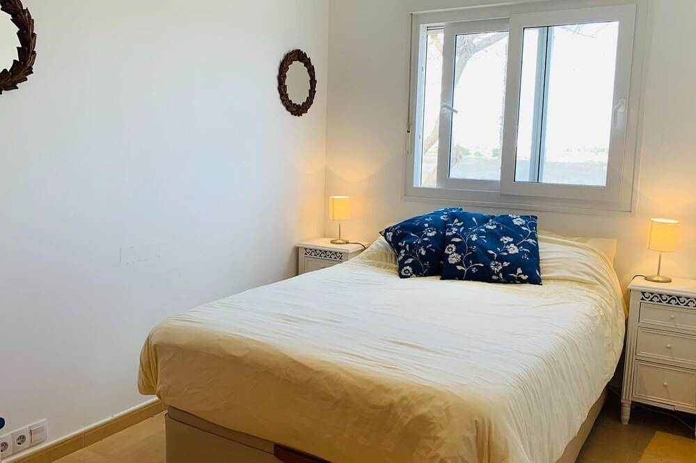Entire apartment, Charming 2-bedroom apartment with Wifi, Ac in marvelous Alhama de Murcia in Alhama de Murcia, Murcia Inland