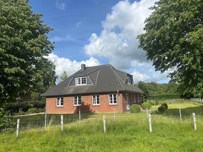Ferienhaus für 6 Personen, mit Garten in Esgrus - 2