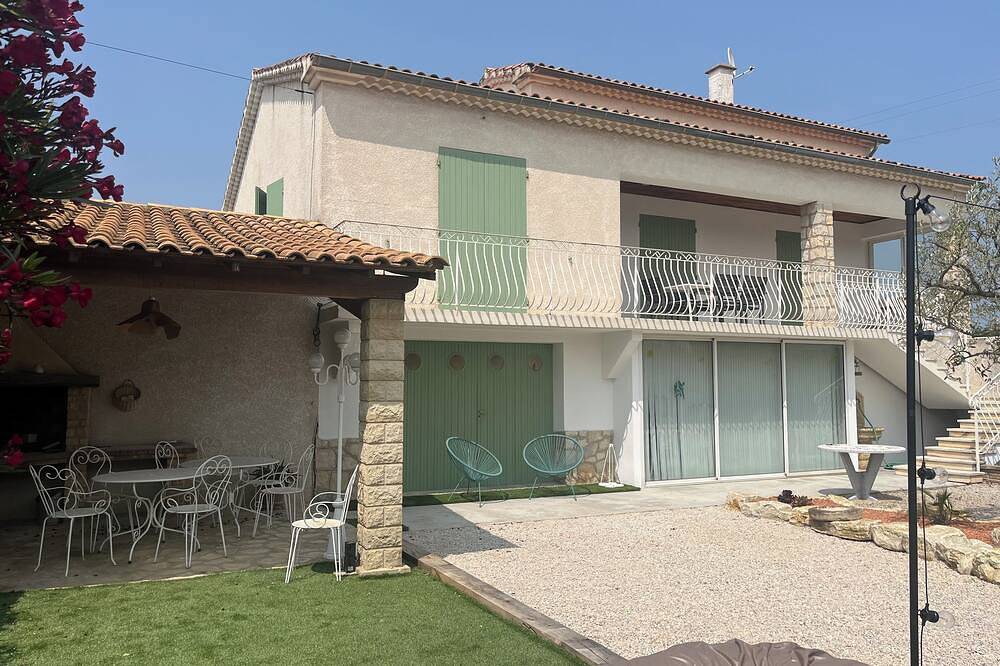 Agréable maison climatisée avec vue Mont ventoux et dentelles de Montmirail in Rasteau, Vaucluse