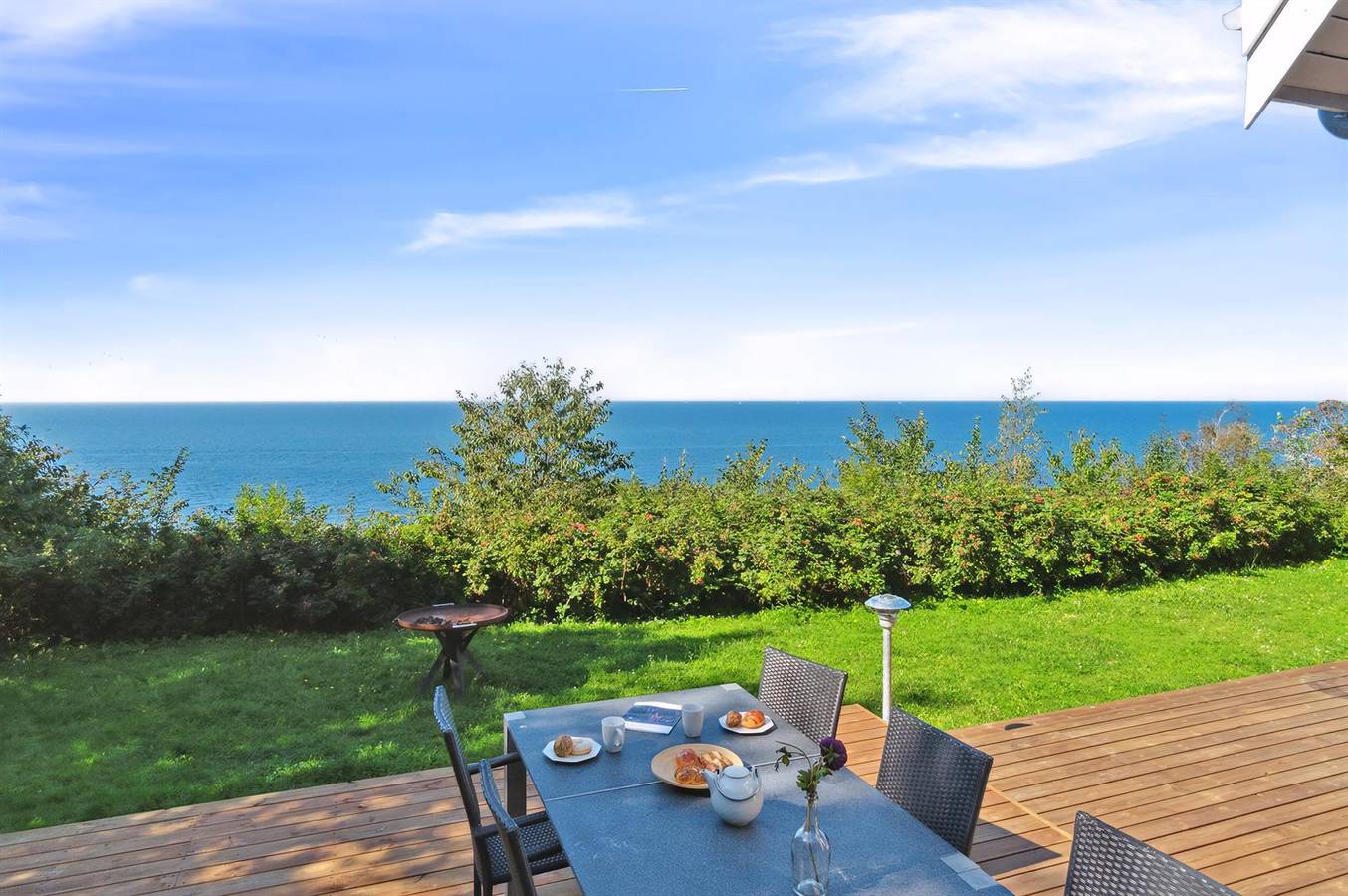 Awesome home in Hasle w/ Wifi and 4 Bedrooms in Hasle, Bornholm