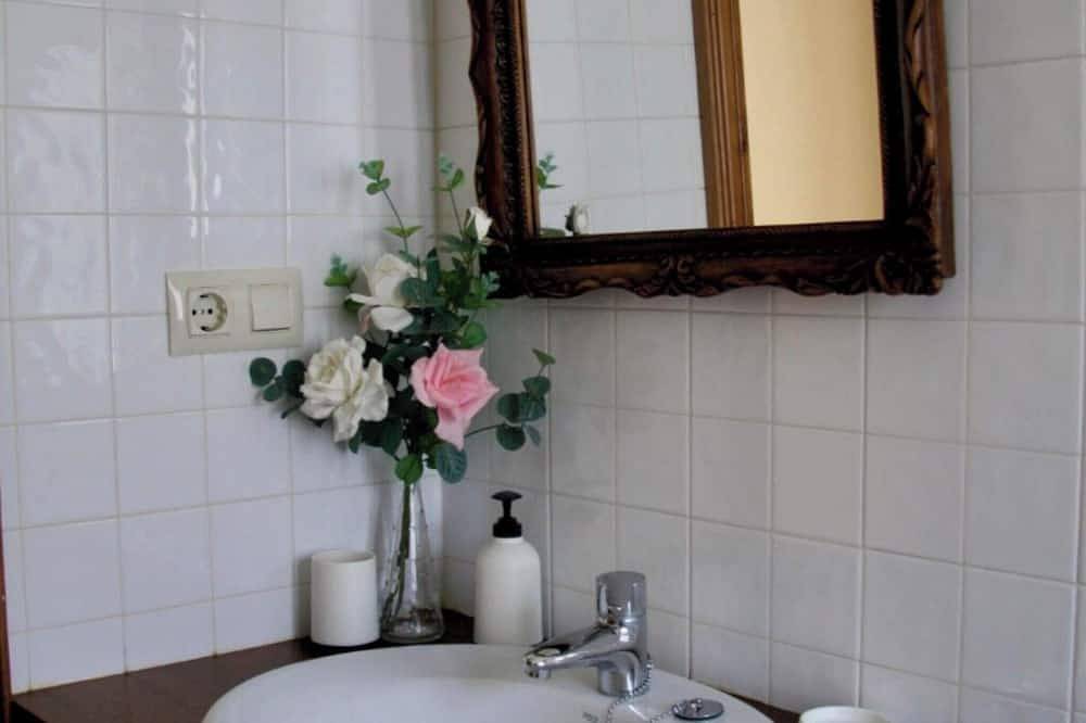 Ganze Wohnung, Apartamentos La Bardenilla für 4 personen in Peñamellera Baja, Costa Verde (Spanien)