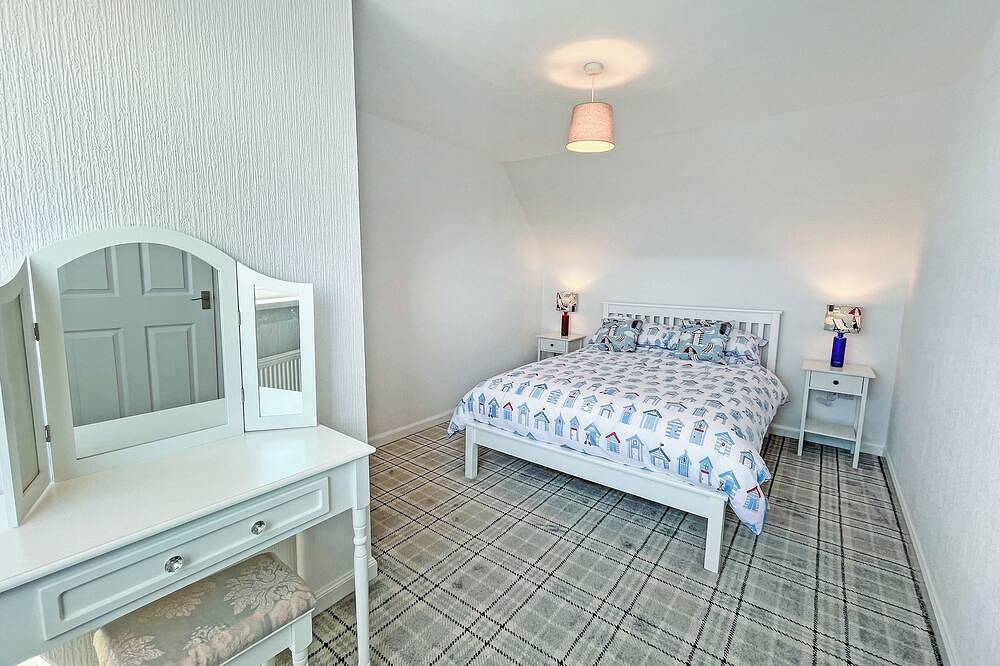 2 bedroom accommodation in Portpatrick, near Stranraer in Portpatrick, Dumfries and Galloway