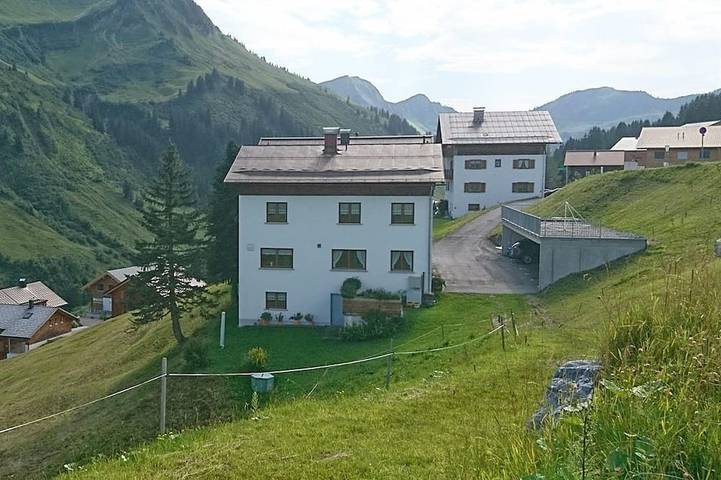 Doppelzimmer bis 4 Personen - Haus Furka in Bregenzerwald (Vorarlberg), Damüls