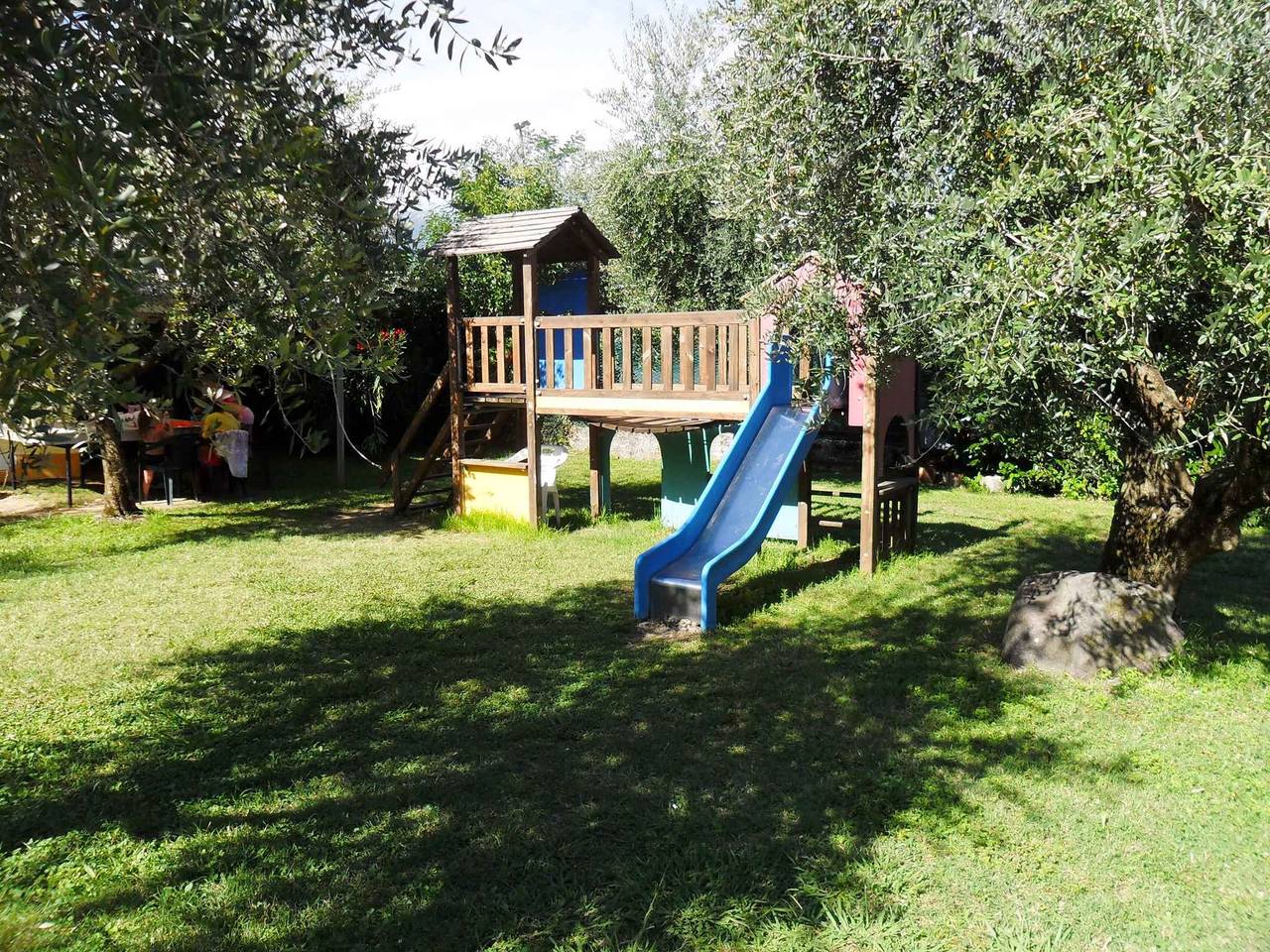 Ganze Ferienwohnung, Ferienwohnung mit Komfort und Sat-Tv in Manerba del Garda, Gardasee-Berge