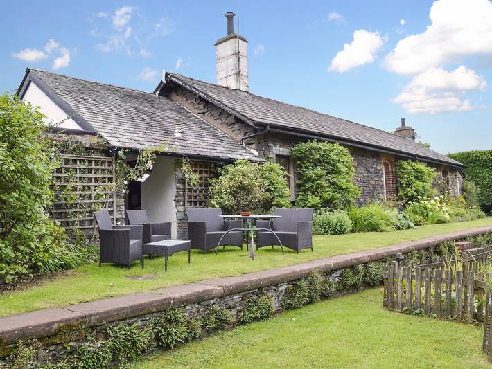 Cottage for 5 people, with garden in Coniston Water
