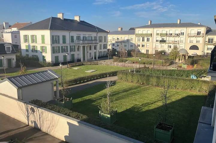 Apartamento entero, The Place To Be - Apartment for 6 People very close to Disneyland Paris in Serris, Sena y Marne