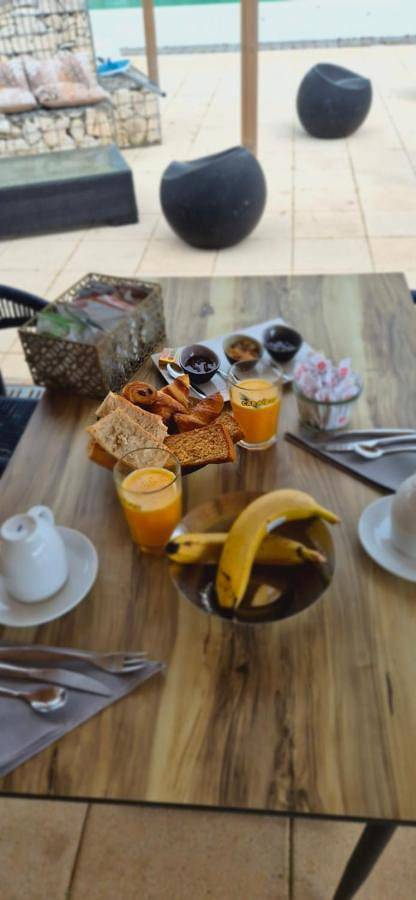 Parc de vacances pour 6 personnes, avec jardin ainsi que piscine et vue en Corse-du-Sud - 2