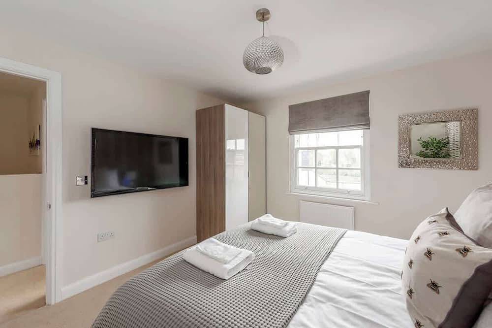 Beautiful 3-bed house in Bath with free parking in Bath, Bath & North East Somerset