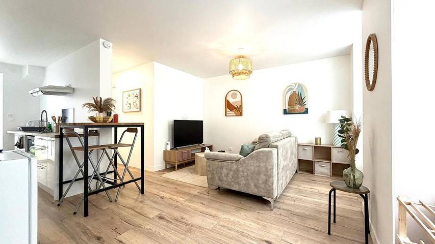 Gîte pour 4 personnes, avec terrasse à Lésigny - 2