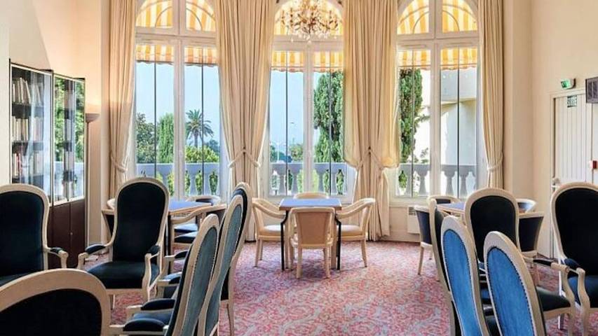 Gîte pour 5 personnes, avec terrasse, animaux acceptés dans Plage Veillat Saint Raphael