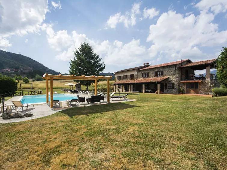 Casa 8 Persone in Camporgiano, Garfagnana