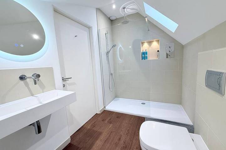 2-minute walk to Gylly Beach Falmouth • Sleeps 2 • Free Parking • Private Garden in Falmouth (Cornwall), Cornwall