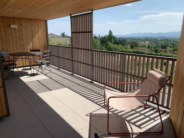Gîte pour 3 personnes, avec balcon et vue à Dardilly
