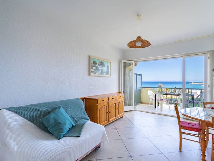 Gîte pour 4 personnes, avec jardin et terrasse dans Plage Du Lavandou Le Lavandou - 3