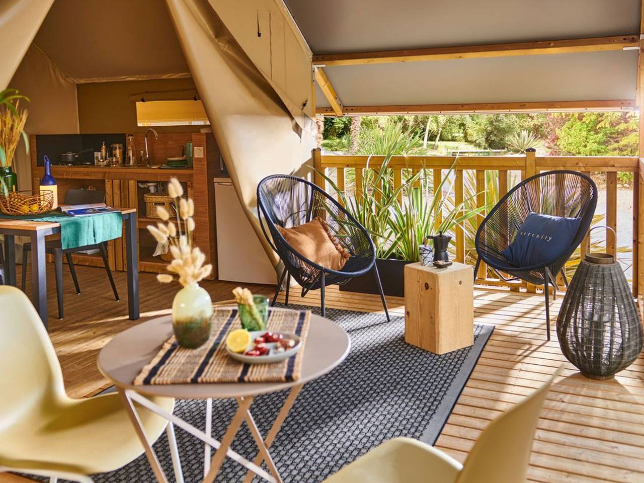 Bungalow con terraza en Luynes, 2 habitaciones, 5 personas in Luynes, Región de Tours