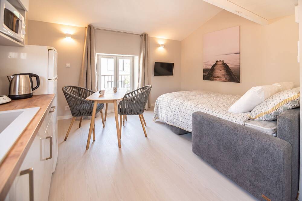 Appartement entier, Studio de charme et de Standing in Tulette, Région de nyons