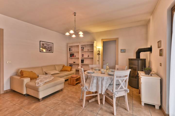 Ferienwohnung für 4 Personen, mit Balkon, mit Haustier in Tignale - 2