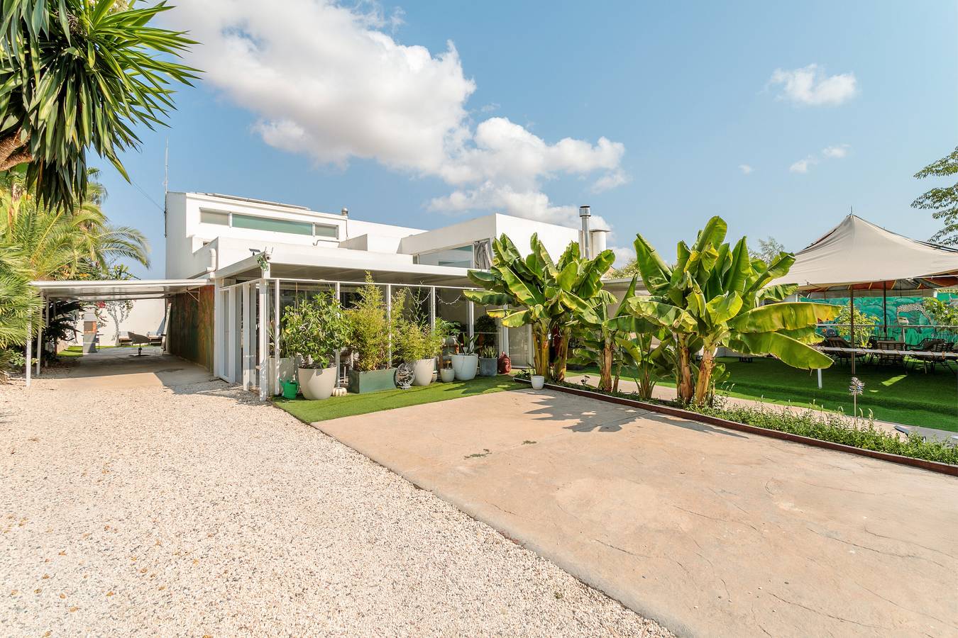 Ferienhaus 'Hathor' mit Bergblick, Wlan und Klimaanlage in Mutxamel, Costa Blanca