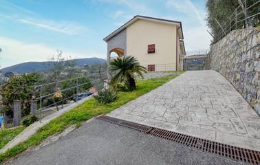 Ferienwohnung für 4 Personen, mit Terrasse in Moneglia