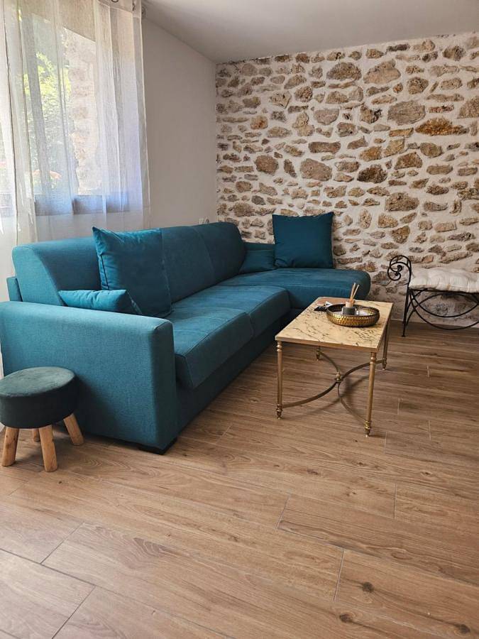 Gîte pour 4 personnes à Le Coudray-Montceaux - 3