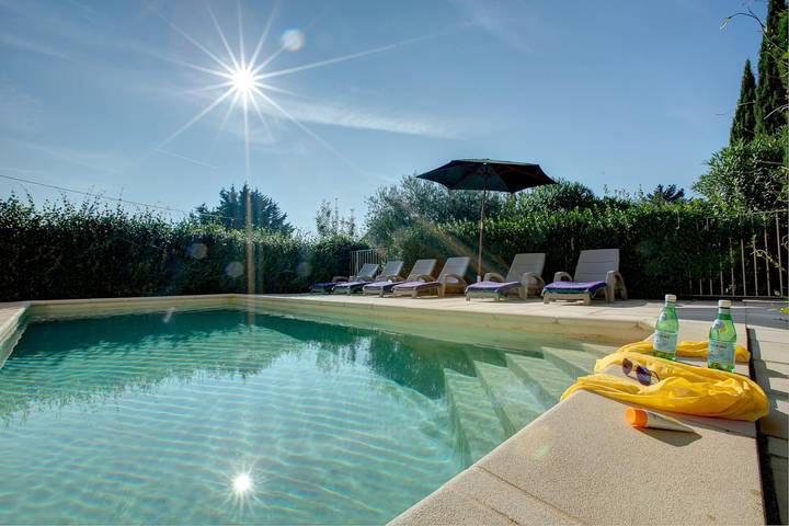 Location de vacances pour 6 personnes, avec jardin à Caromb - 2