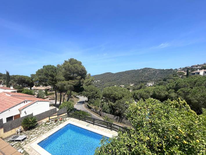 Gîte pour 6 personnes, avec jardin et balcon