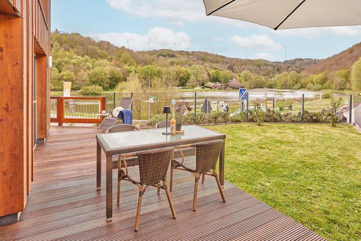 Ferienwohnung für 5 Personen, mit Balkon und Whirlpool sowie Terrasse und Garten in Mendig