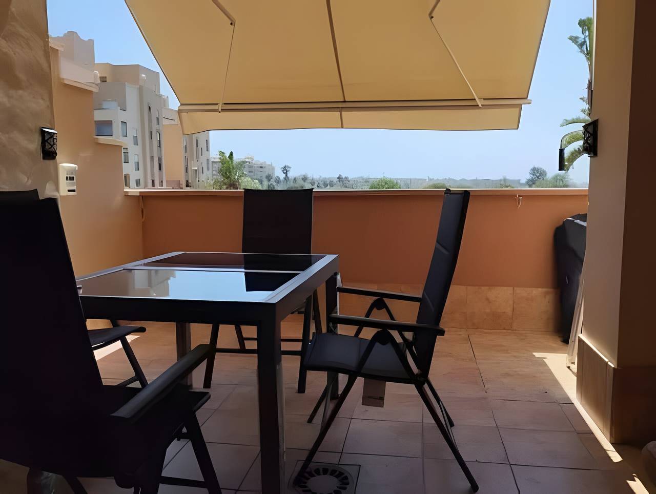 Entire apartment, Isla Canela Apartment with Marsh Views, Shared Pool and Wi-Fi in Isla Canela, Ayamonte