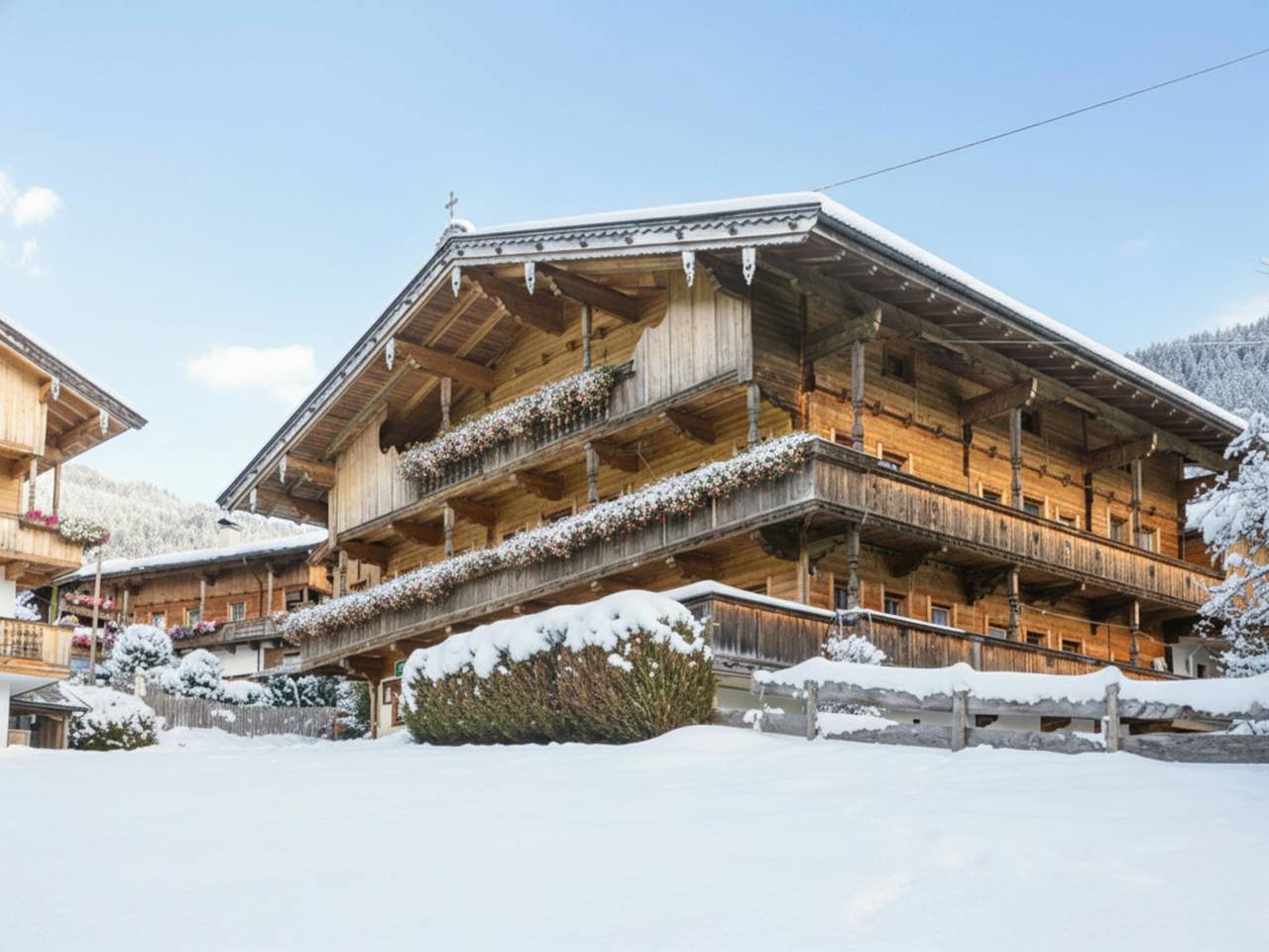 Apartamento inteiro, Spacious Apartment, Garden & Near Ski Bus in Alpbach, Alpes de Kitzbuhel