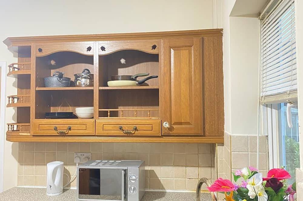 Lodge 1 near the big merry hill shopping , in Dudley, Birmingham y alrededores