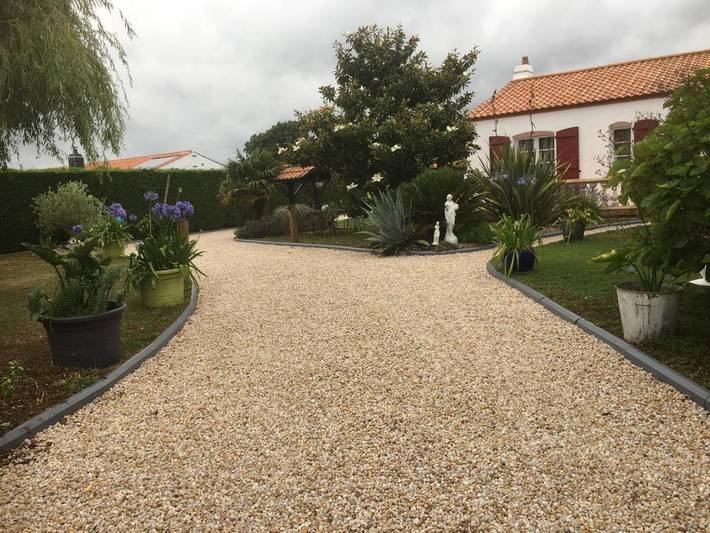 Maison d’hôte pour 2 personnes, avec vue ainsi que jardin et terrasse