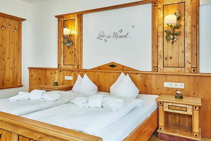 Hotel für 4 Personen, mit Terrasse und Garten sowie Sauna und Seeblick