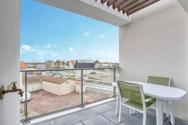 Gîte pour 4 personnes, avec balcon dans Office De Tourisme De La Tremblade