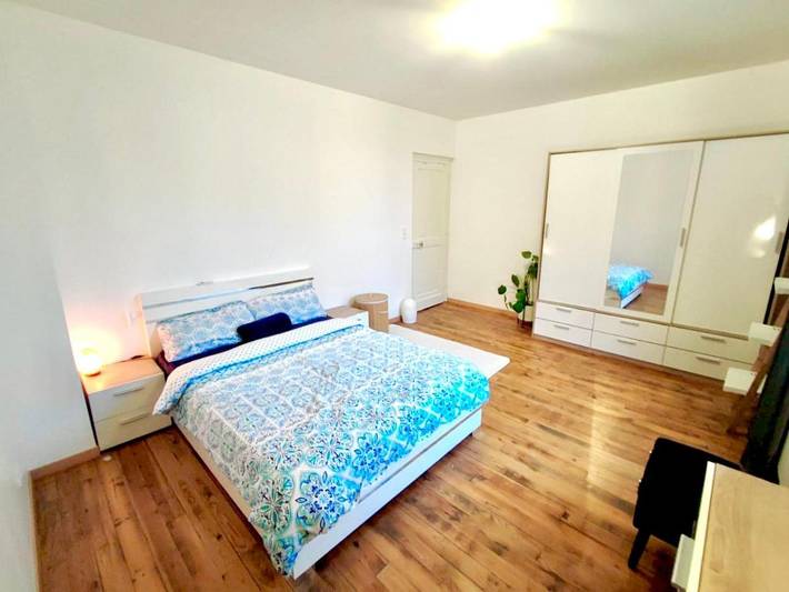 Gîte pour 7 personnes, avec terrasse à Saint-Quentin - 2