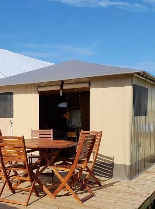 Location de vacances pour 5 personnes, avec piscine à Arces - 4